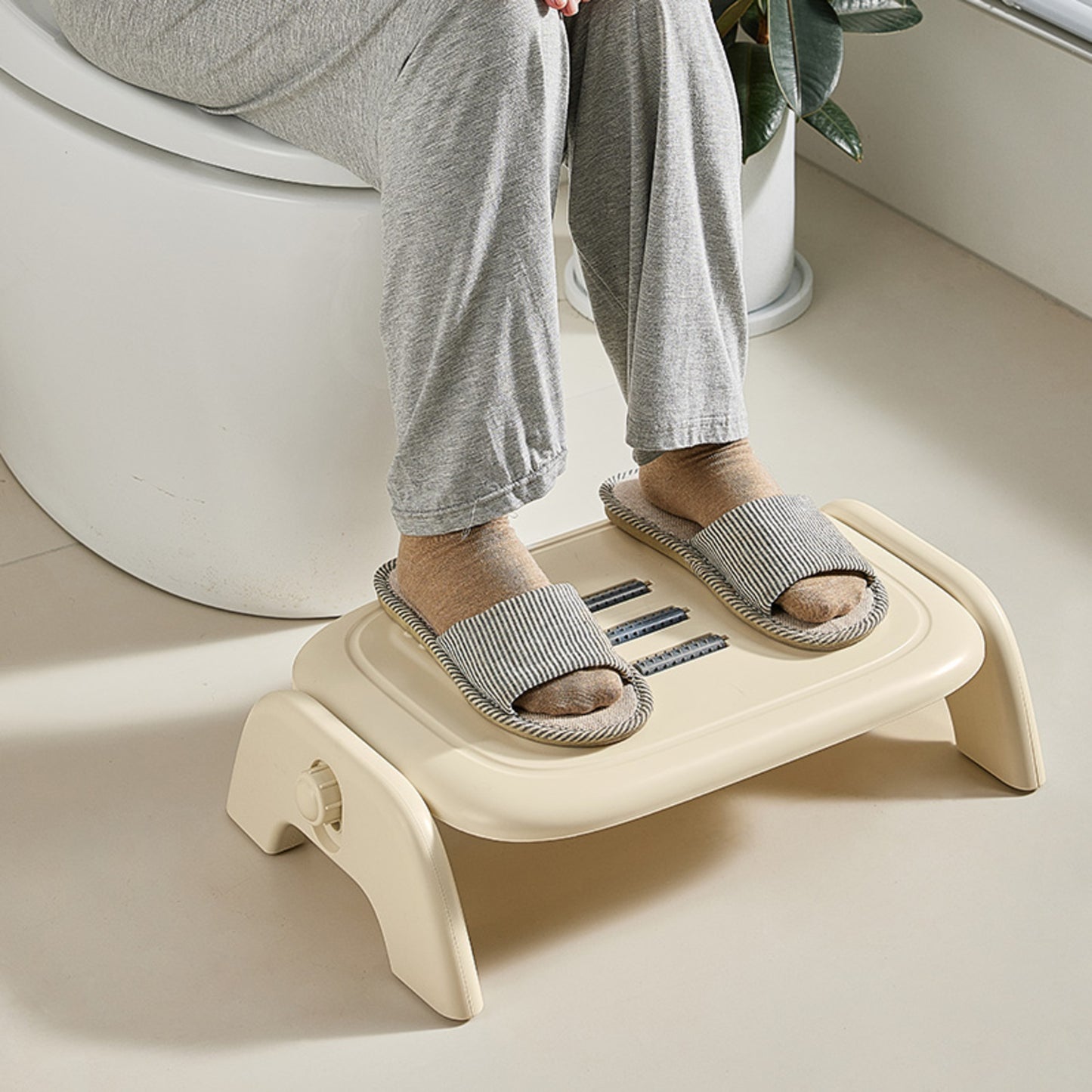Adjustable Under Desk Footrest